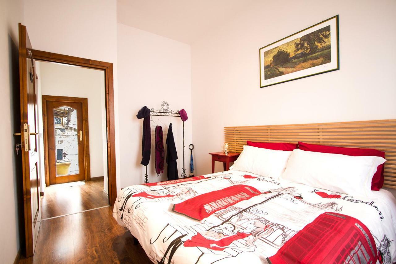 Appartamento La Dimora di Checchino Anguillara Sabazia Esterno foto
